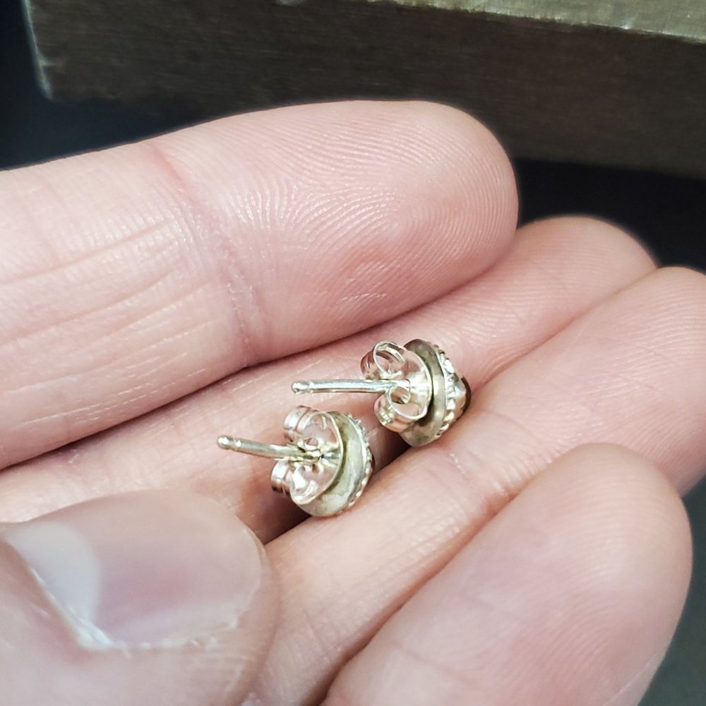 925 Sterling Silver Very Small Uncut Citrine Stud Earrings - Picture 3 of 6
